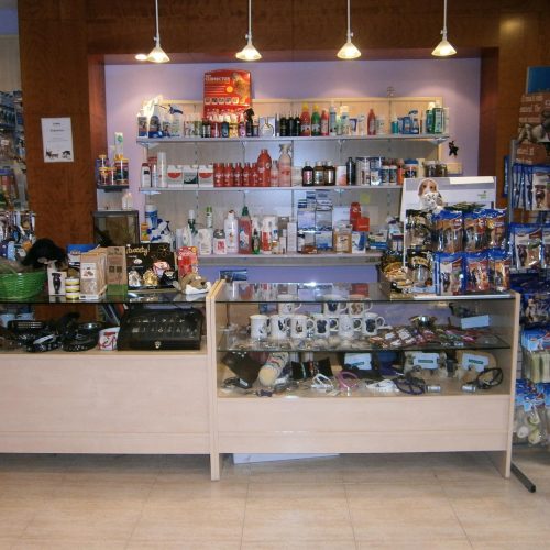 339961_418596608204870_385624571_o